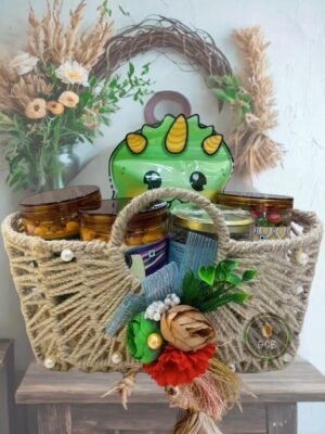 GCB Cute Jute Basket Hamper